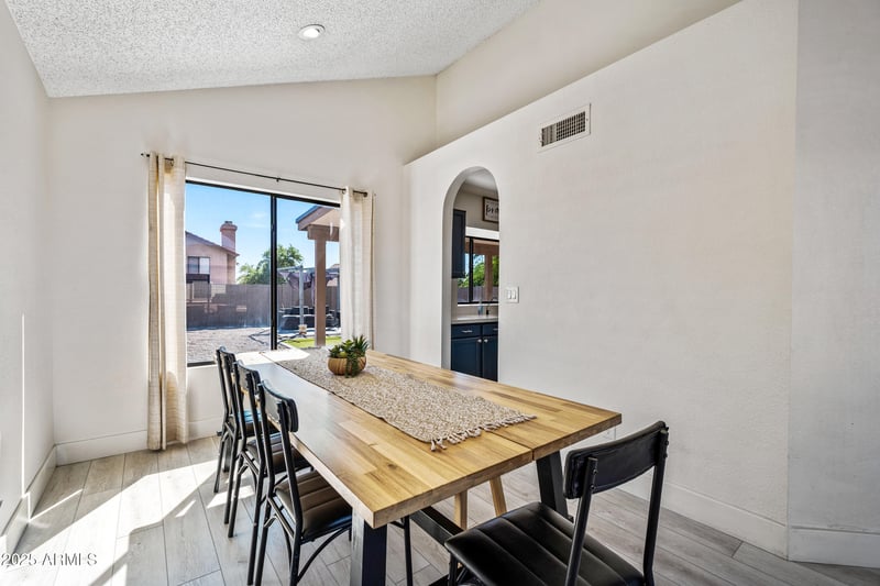 2721 Dry Creek Rd, Phoenix, AZ 85048