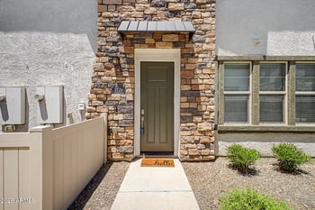 2721 Decatur Dr #101, Gilbert, AZ 85295
