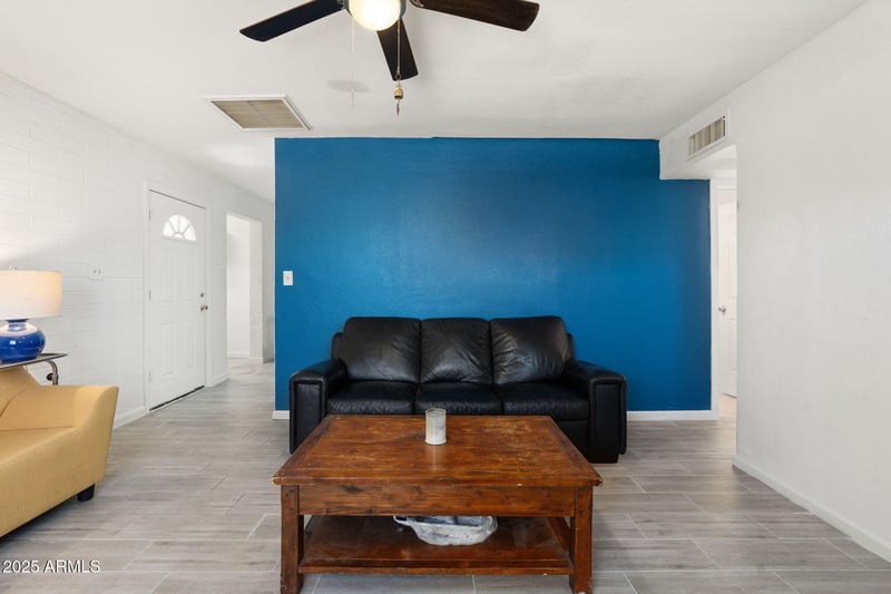 2721 Wier Ave, Phoenix, AZ 85040
