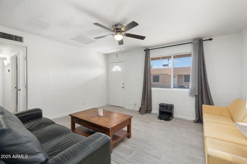 2721 Wier Ave, Phoenix, AZ 85040