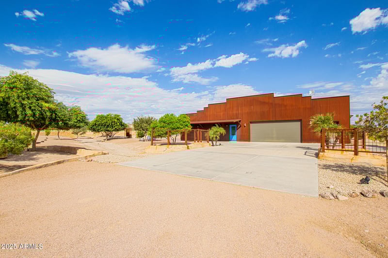 27213 Brenner Pass Rd, San Tan Valley, AZ 85144