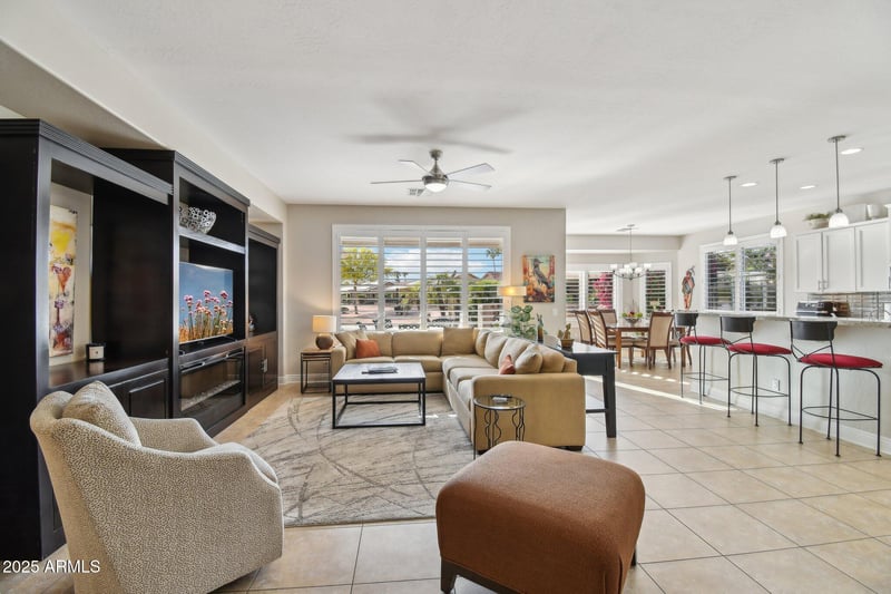2722 155th Dr, Goodyear, AZ 85395