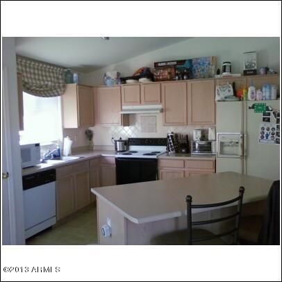2722 E Beautiful Ln, Phoenix, AZ 85042