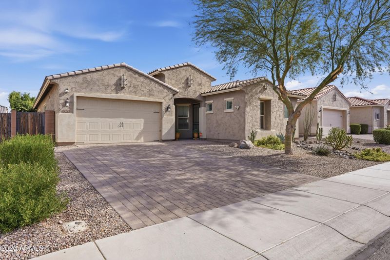 2722 E Indian Wells Dr, Gilbert, AZ 85298
