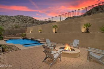 2722 W Hiddenview Dr, Phoenix, AZ 85045