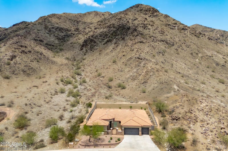 2722 W Hiddenview Dr, Phoenix, AZ 85045