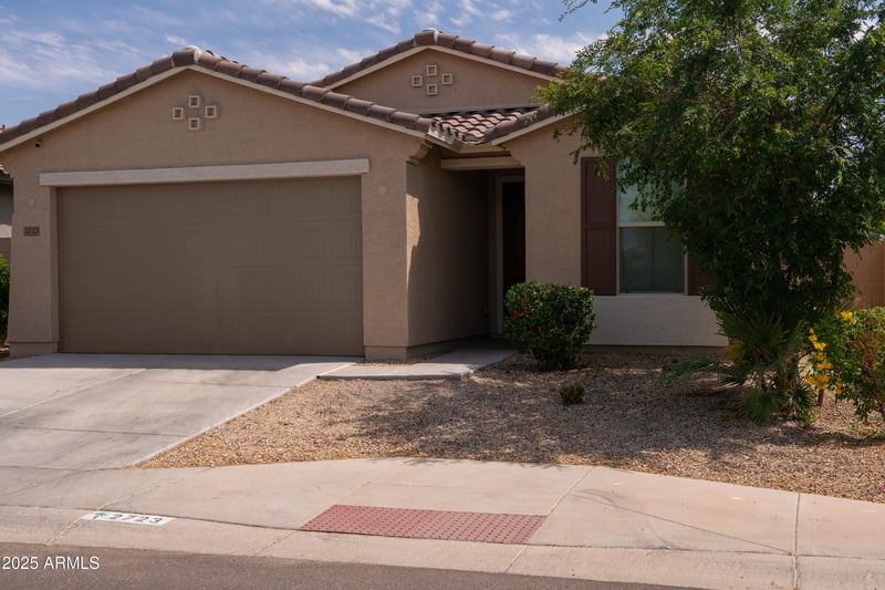 2723 Apollo Rd, Phoenix, AZ 85041