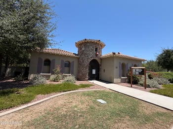 2723 Cavalier Dr #103, Gilbert, AZ 85295