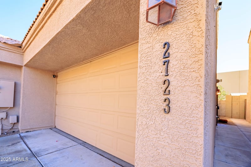 2723 Schiliro Cir, Phoenix, AZ 85032