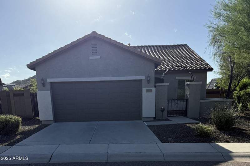 27231 17th Ave, Phoenix, AZ 85085