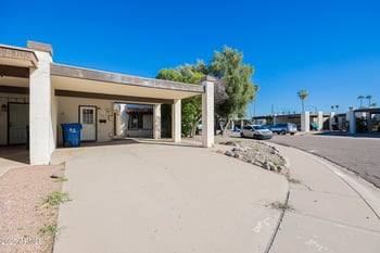 2724 Azalea Dr, Tempe, AZ 85282