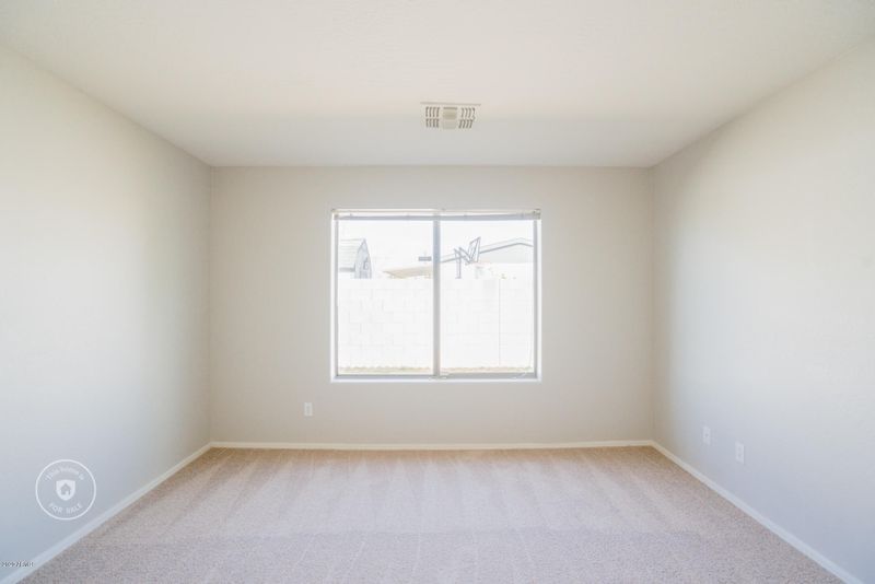 2724 E Paradise Ln, Phoenix, AZ 85032