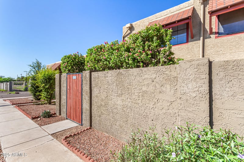2724 Mclellan Blvd #128, Phoenix, AZ 85017