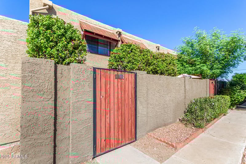 2724 Mclellan Blvd #128, Phoenix, AZ 85017
