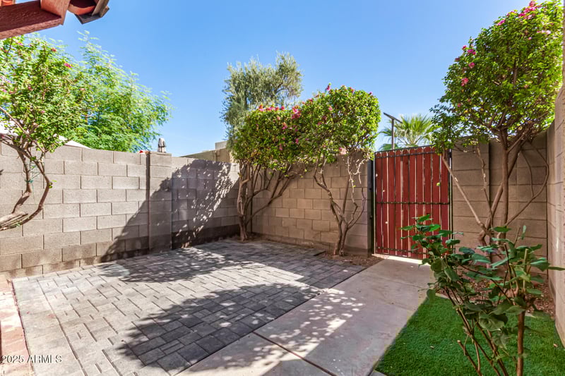 2724 Mclellan Blvd #128, Phoenix, AZ 85017