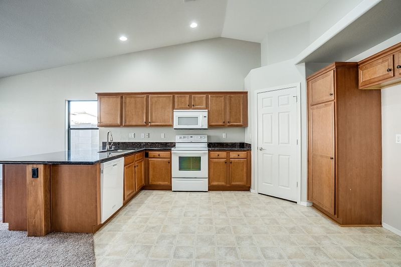 2724 S Chaparral Rd, Apache Junction, AZ 85119