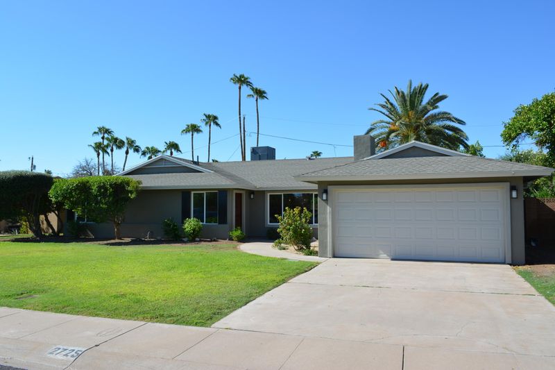 2725 E Cinnabar Ave, Phoenix, AZ 85028