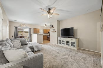 2725 E Mine Creek Rd #1028, Phoenix, AZ 85024