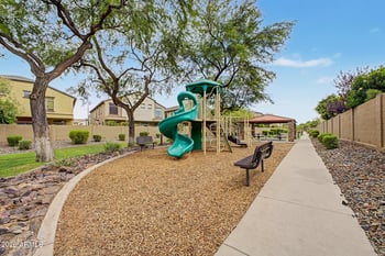 2725 E Mine Creek Rd #1028, Phoenix, AZ 85024