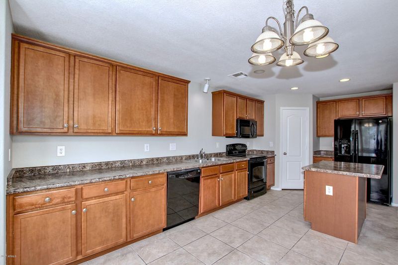 2725 E Mine Creek Rd #1113, Phoenix, AZ 85024