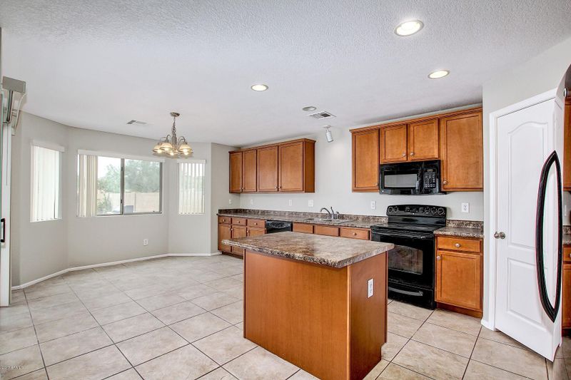 2725 E Mine Creek Rd #1113, Phoenix, AZ 85024