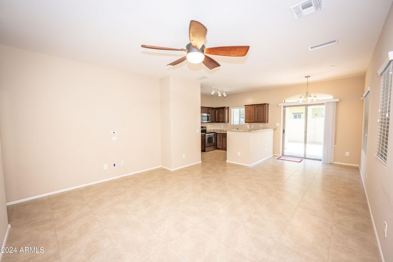 2725 E Mine Creek Rd #1152, Phoenix, AZ 85024
