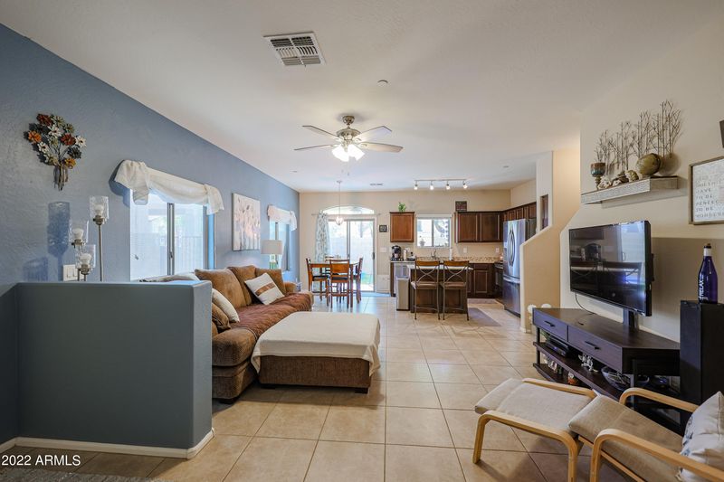 2725 E Mine Creek Rd #1156, Phoenix, AZ 85024
