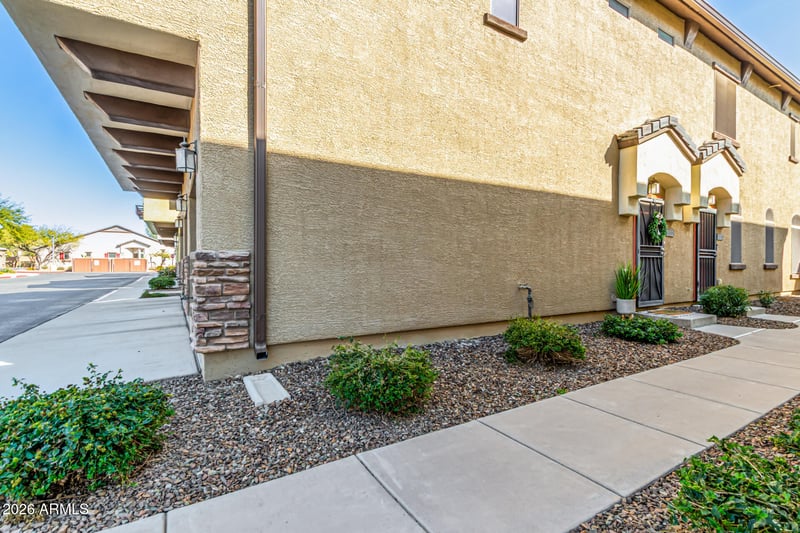 2725 Mine Creek Rd #2022, Phoenix, AZ 85024