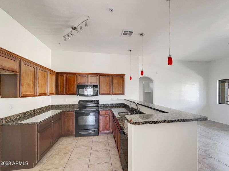 2725 E Mine Creek Rd #2078, Phoenix, AZ 85024