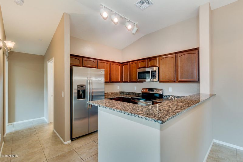 2725 E Mine Creek Rd #2160, Phoenix, AZ 85024