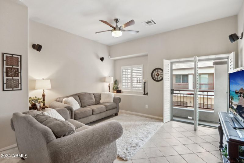 2725 E Mine Creek Rd #2242, Phoenix, AZ 85024