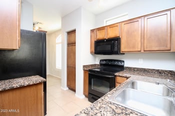 2725 Mine Creek Rd #1032, Phoenix, AZ 85024