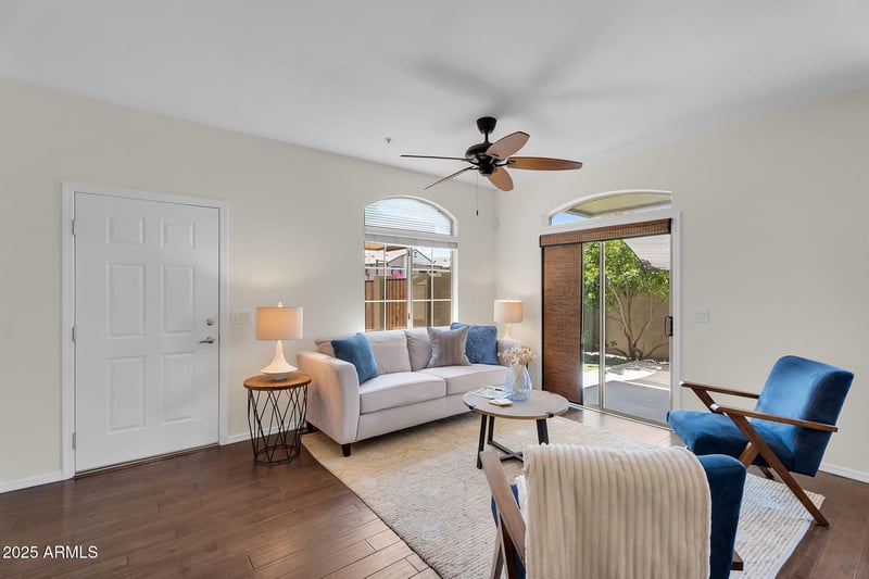 2725 Mine Creek Rd #1076, Phoenix, AZ 85024
