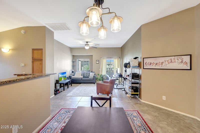 2725 Mine Creek Rd #2058, Phoenix, AZ 85024