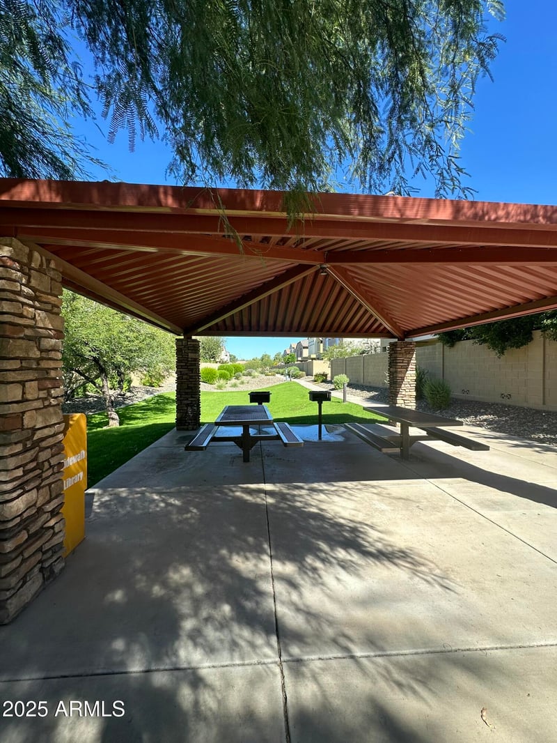 2725 Mine Creek Rd #2156, Phoenix, AZ 85024