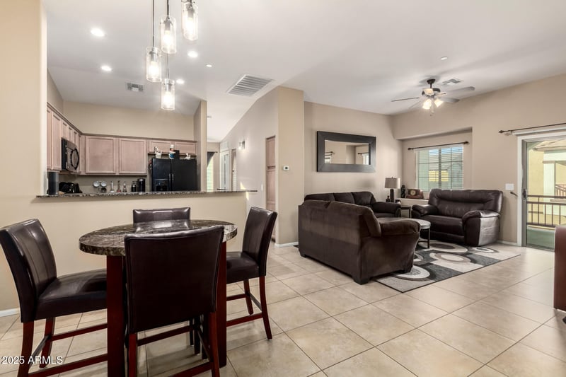 2725 Mine Creek Rd #2186, Phoenix, AZ 85024