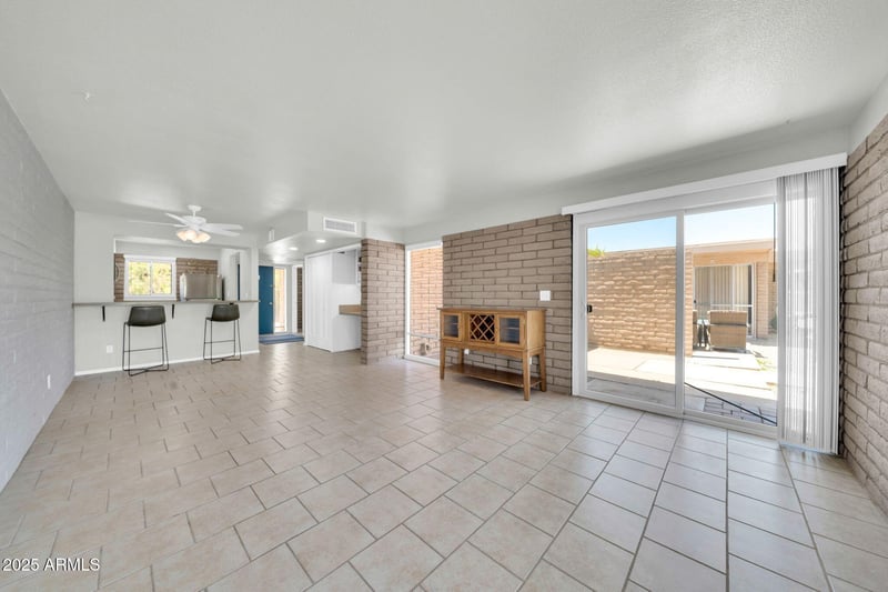 27250 N 64th St #16, Scottsdale, AZ 85266