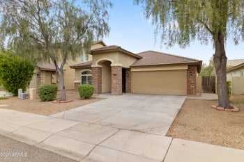 2726 Chanute Ps, Phoenix, AZ 85041
