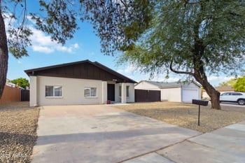 2726 Dahlia Dr, Phoenix, AZ 85032