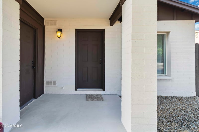 2726 Dahlia Dr, Phoenix, AZ 85032