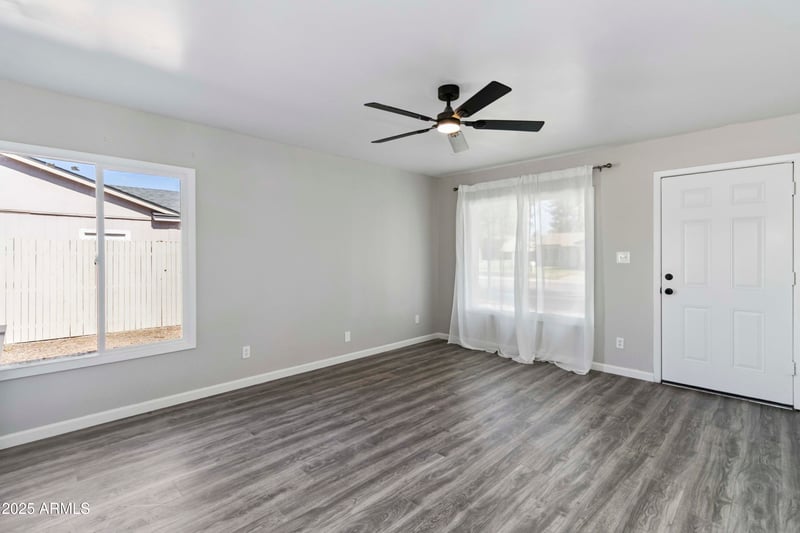2726 Dahlia Dr, Phoenix, AZ 85032
