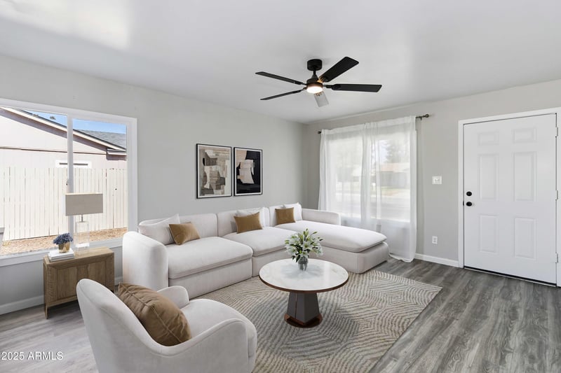 2726 Dahlia Dr, Phoenix, AZ 85032