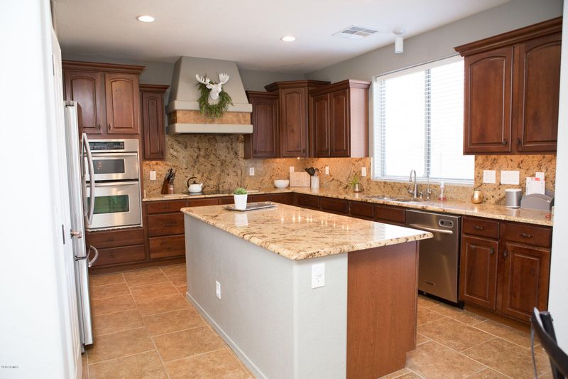 2726 E Dublin St, Gilbert, AZ 85295