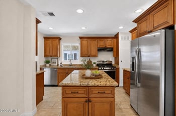 2726 E Fairmount Ave, Phoenix, AZ 85016
