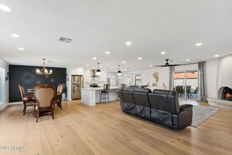 2726 E Sierra St, Phoenix, AZ 85028
