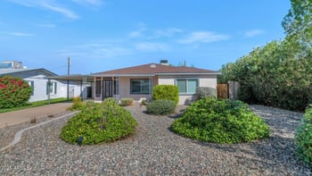 2726 Fairmount Ave, Phoenix, AZ 85016
