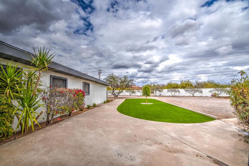 2726 N 78th St, Mesa, AZ 85207