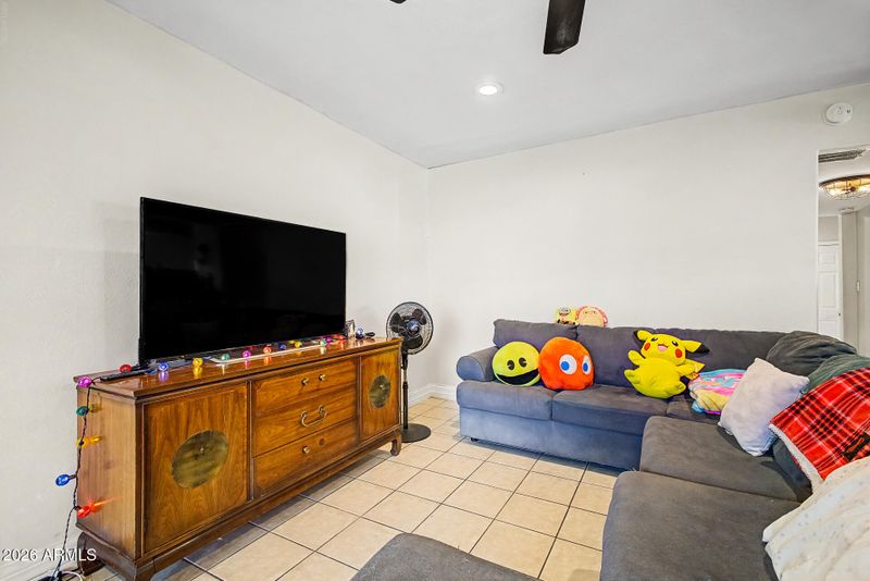 2726 W Taylor St, Phoenix, AZ 85009