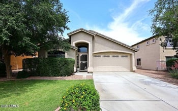 2727 160th Ln, Goodyear, AZ 85338