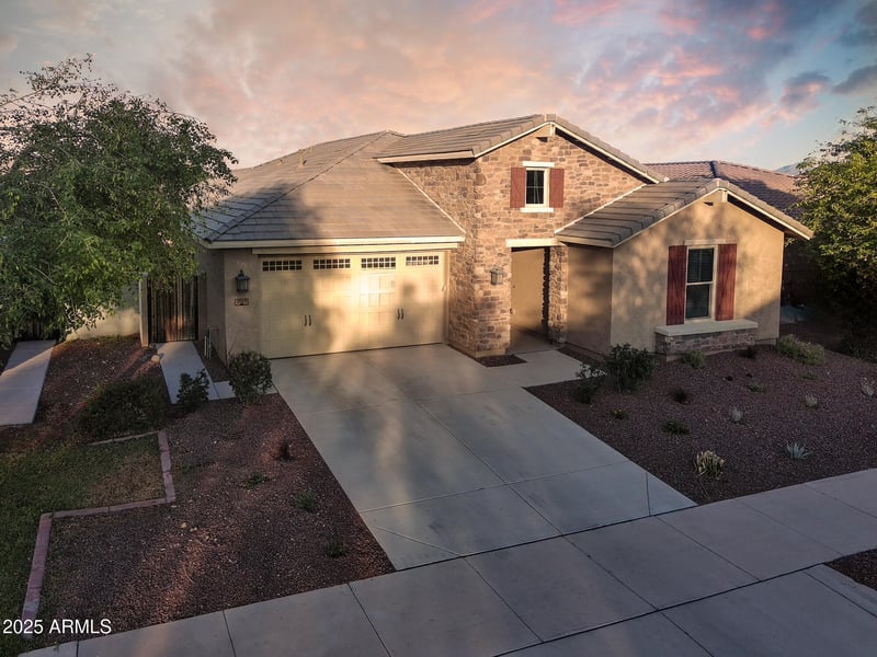2727 Acacia Way, Buckeye, AZ 85396